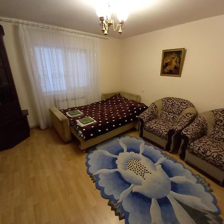 Садиба Райський Куточок Siněvir Exteriér fotografie